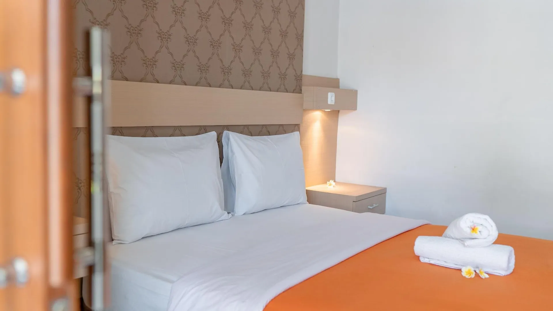 Bendesa Accommodation Kuta Lombok 3*,